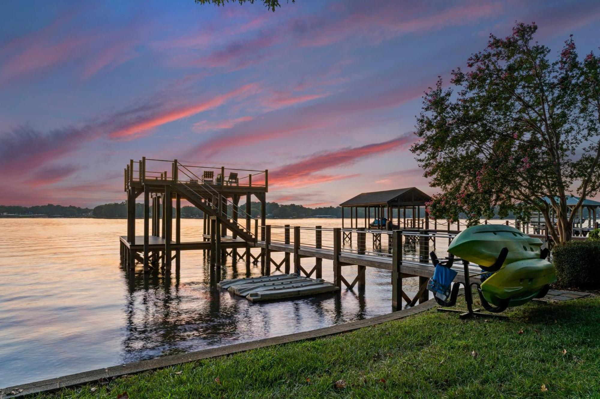 Lakefront Living Мурсвілл Екстер'єр фото