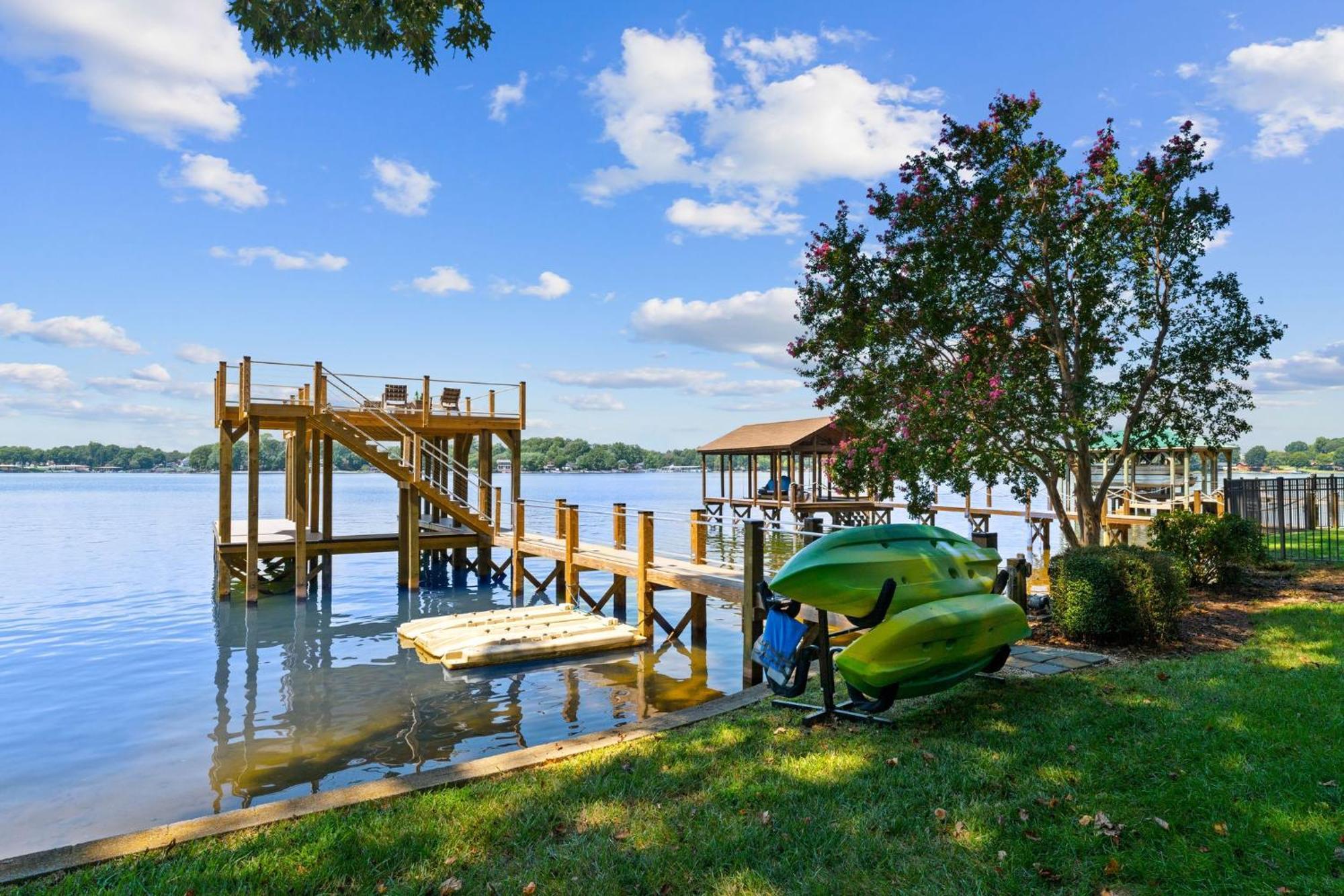 Lakefront Living Мурсвілл Екстер'єр фото